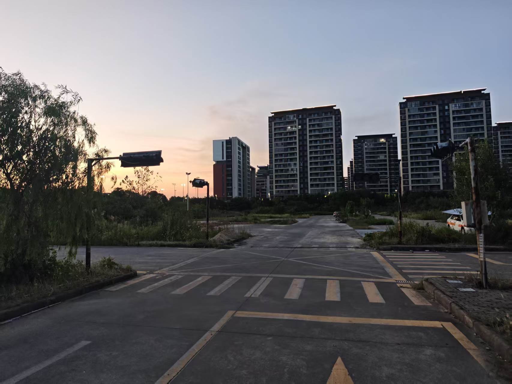 慈溪考驾照驾校怎么选?本土靠谱驾校盘点与费用全解析指南